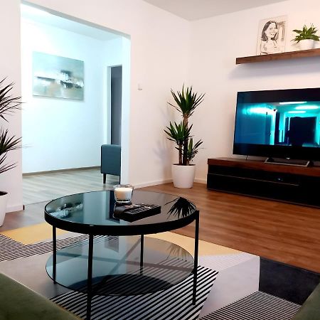 Stylovy Apartman V Samorine Eksteriør billede